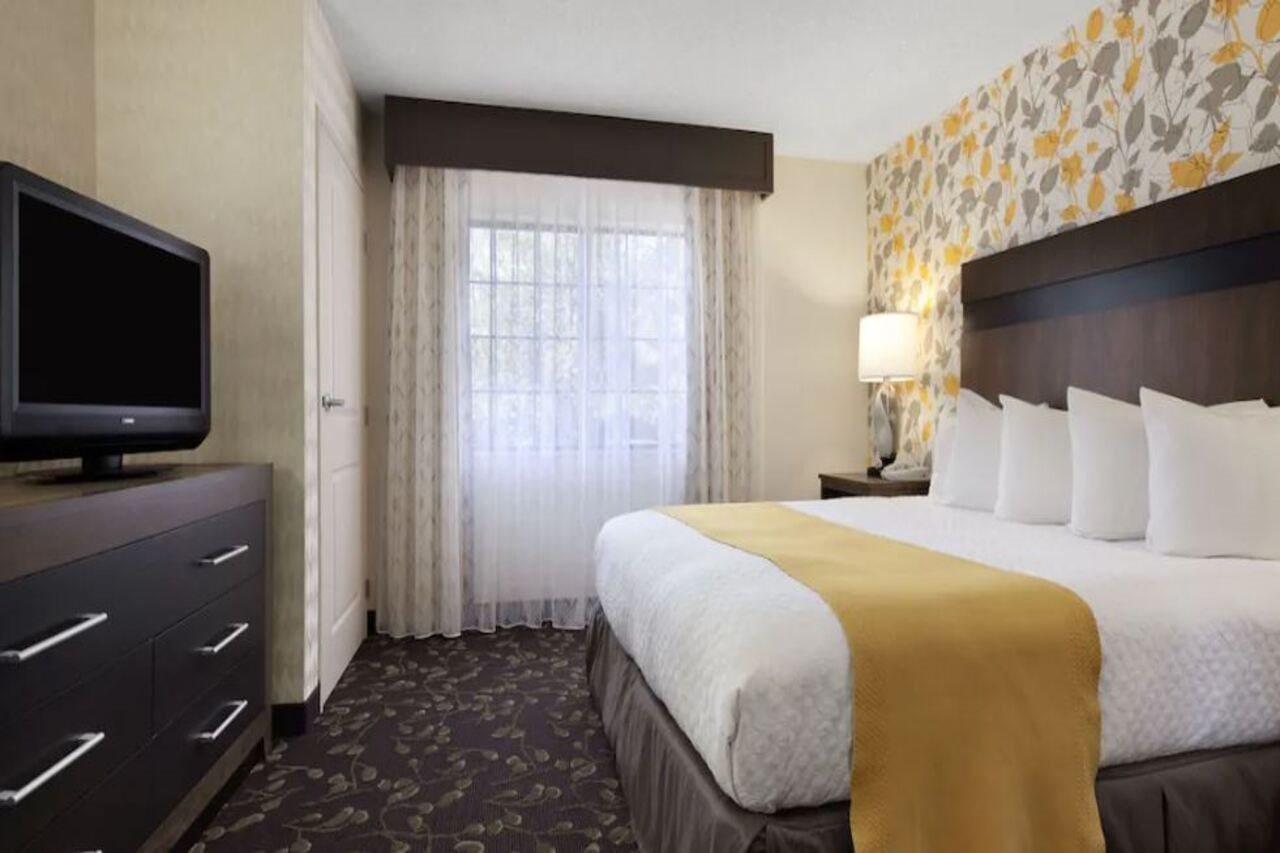 Embassy Suites By Hilton Napa Valley Exteriör bild